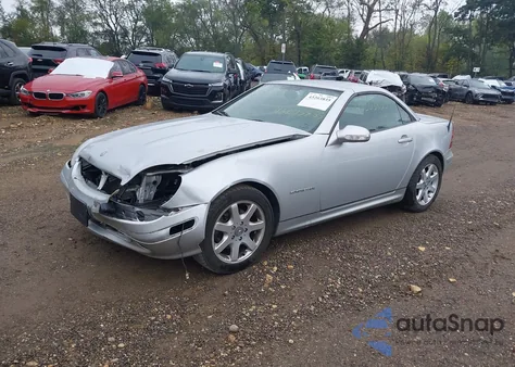 2002 Mercedes-Benz Slk 230 Kompressor z USA, uszkodzony, nr VIN WDBKK49F72F259438